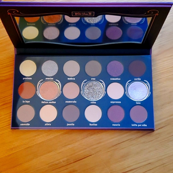 Kat Von D Por Vida Eyeshadow Palette